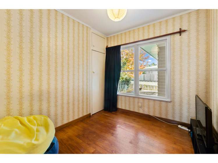 18 Wakeling Avenue Te Atatu South_10