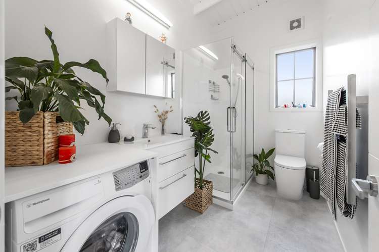 31 Broadway Avenue Waikuku Beach_25