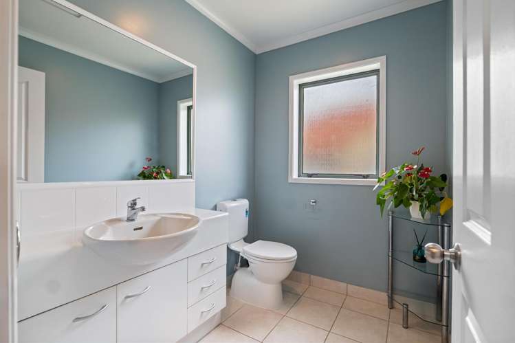 20 Parkwood Crescent Gulf Harbour_16