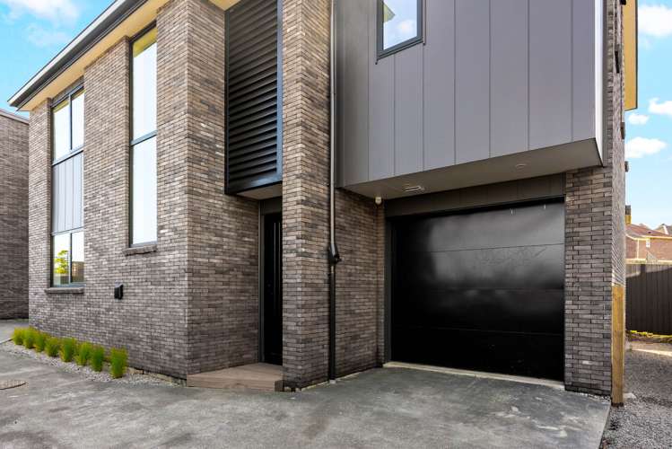 Lot 2-5/135 Leybourne Circle Glen Innes_14