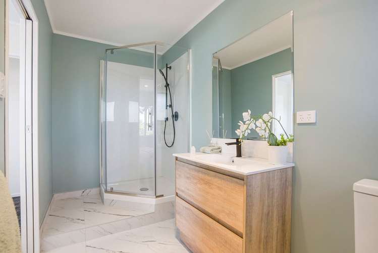 1/56 Walworth Avenue Pakuranga Heights_10