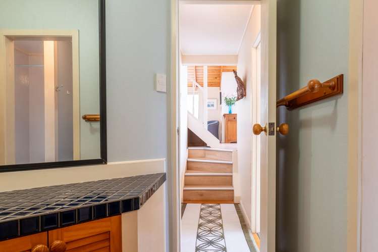 28 Hunterville Road Orapiu_24