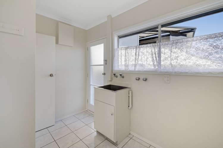 102 Ridge Street Otumoetai_15