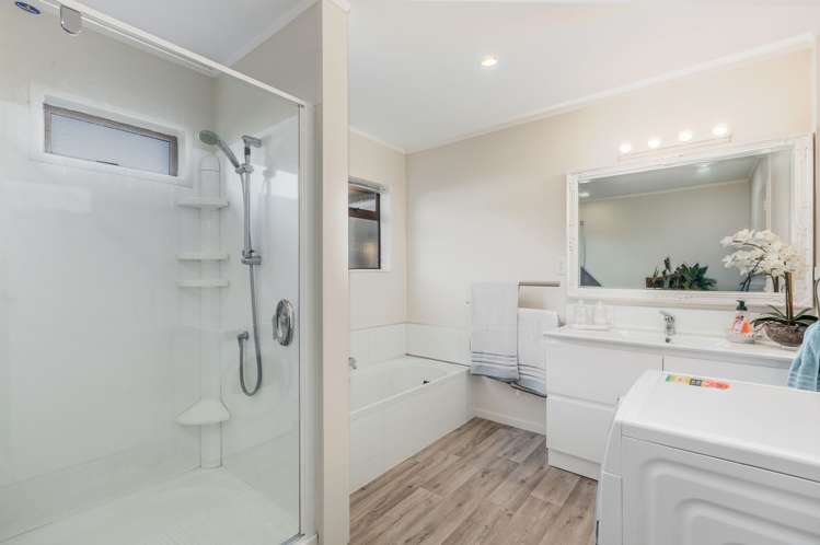 10 Wright Grove Levin_16