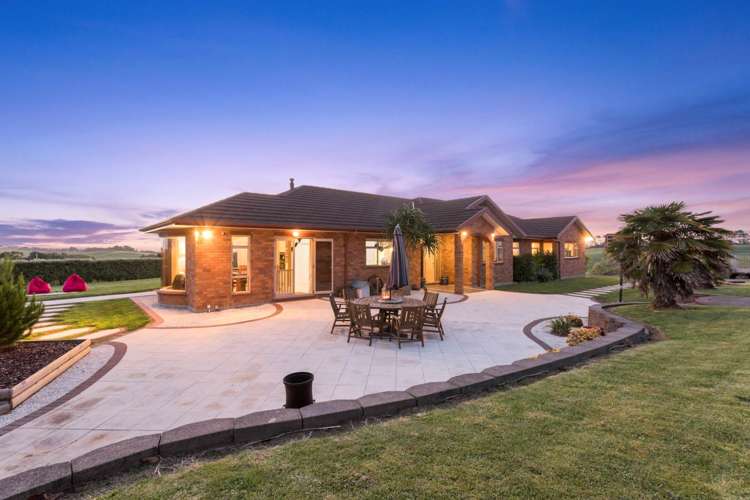 1491 Old North Road Helensville_24