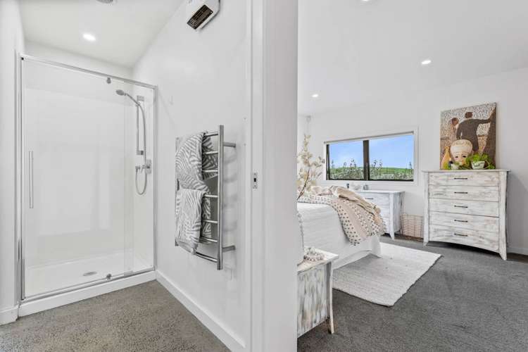 87 Solan Drive Waimauku_11