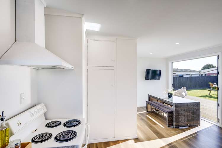 8 Lyttelton Crescent Tamatea_6