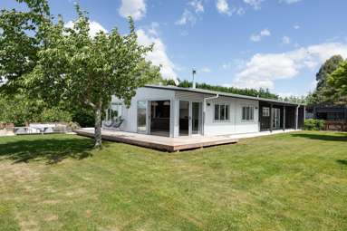 161 Tait Road_4