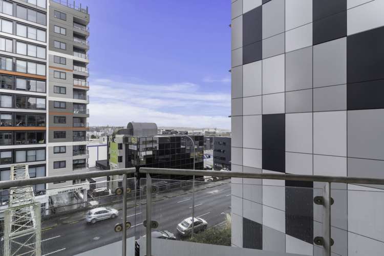 3g/205 Hobson Street Auckland Central_13