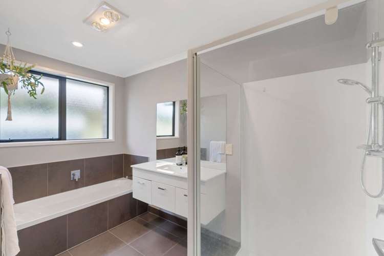 44 Ripple Grove Waiuku_12