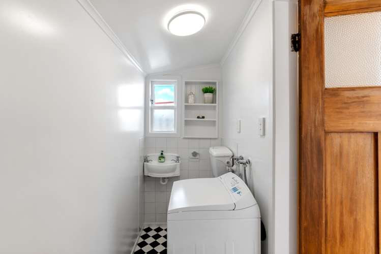 40 Palm Avenue Lyall Bay_21