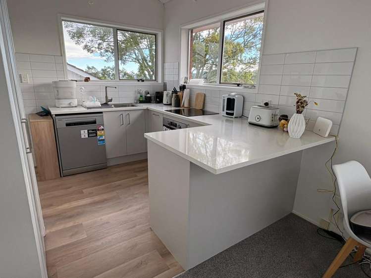 1/14 Camrose Place Glenfield_5