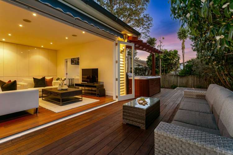 86 Peary Road Mount Eden_17