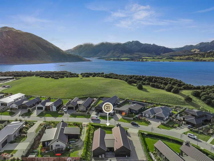 72 Infinity Drive Wanaka_2