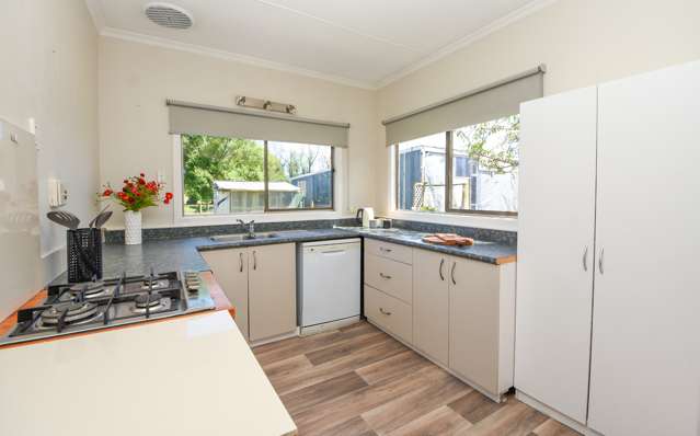 50 Lincoln Road Carterton_3