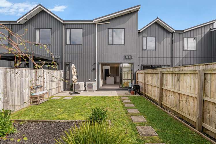 84 Symes Drive Red Beach_6