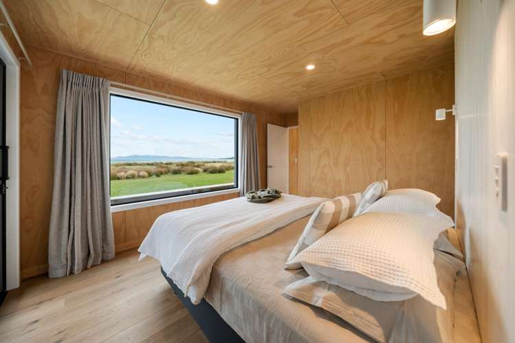 24 Oyster Lane Colac Bay_10
