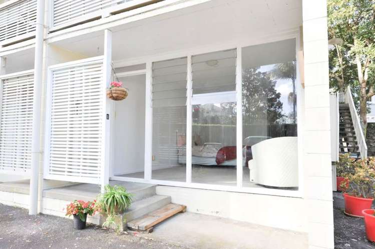 1/20a Charlton Avenue Mt Eden_10