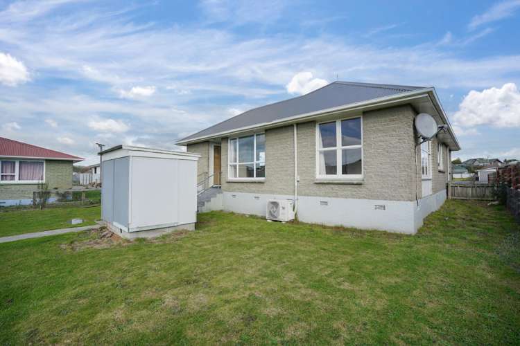 5 Anderson Place Gore Surrounds_9