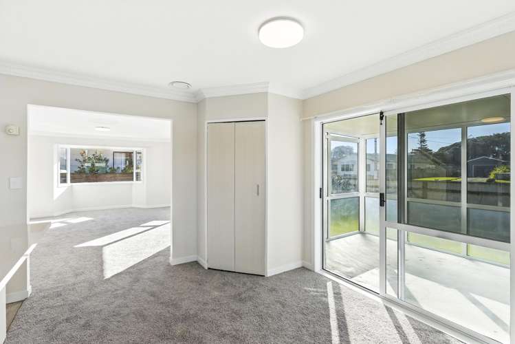5 Karaka Street Otaki Beach_18
