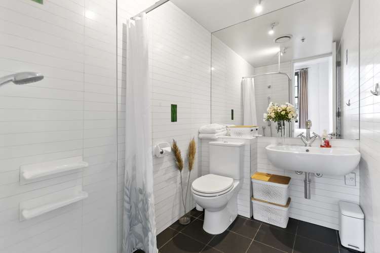 10/13 Leeds Street Te Aro_9