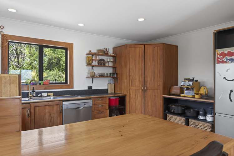 582 Upper Pitone Road Okato_11