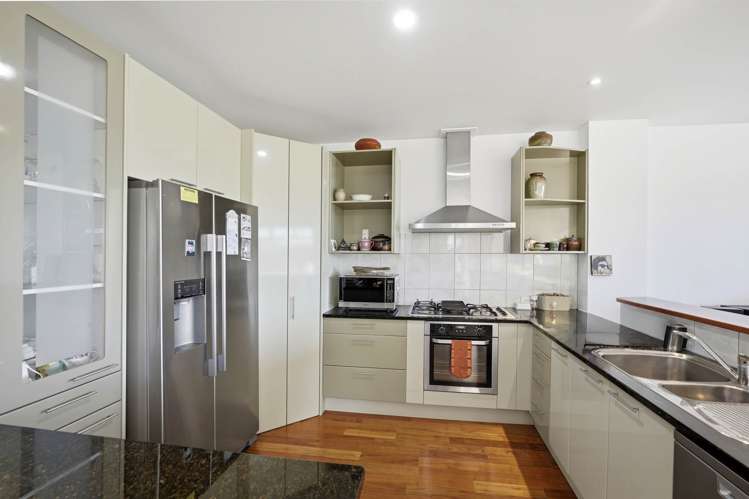 1C/105 Victoria Road Devonport_13