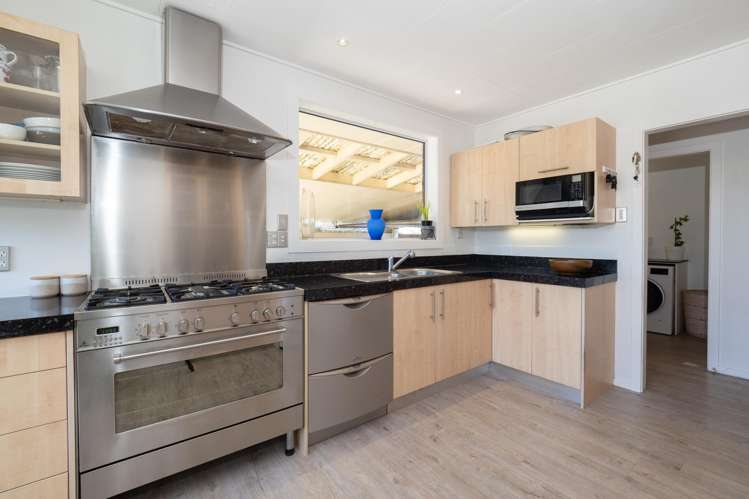 39 Waymouth Street Fairton_8