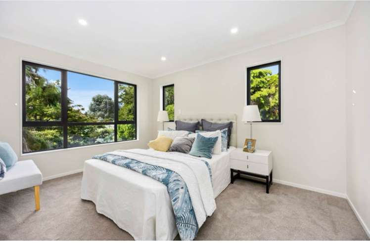 11E Norman Lesser Drive St Johns_6