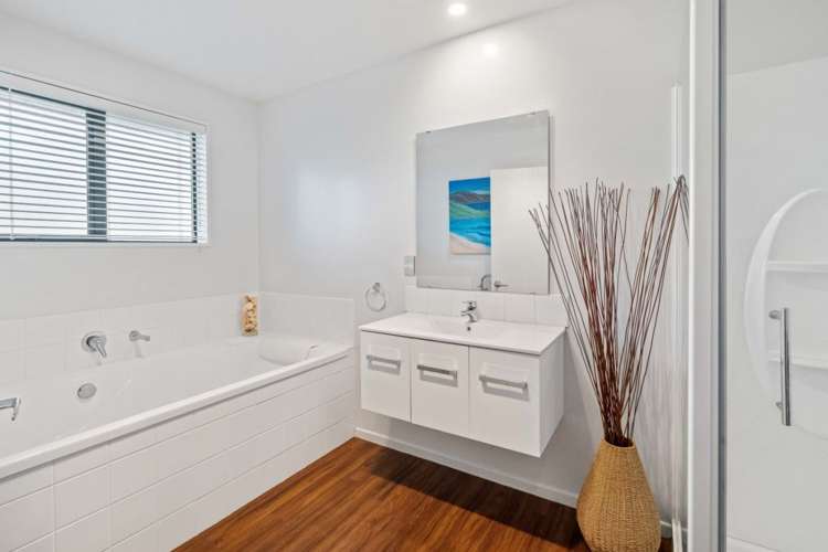 10 Longspur Avenue Wigram_19