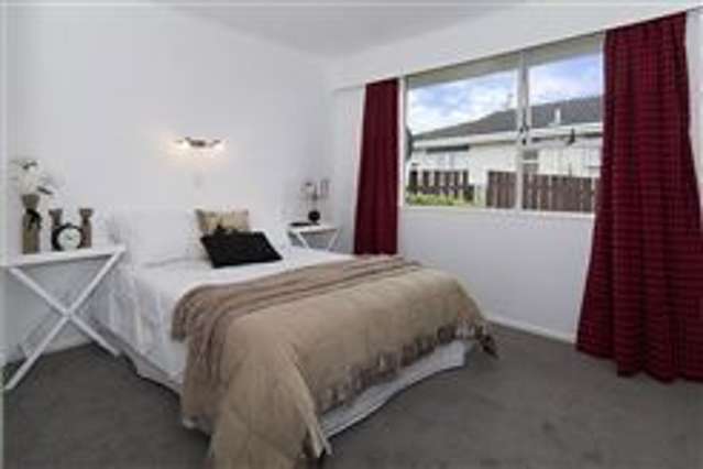 2/19 Megan Avenue Pakuranga Heights_4