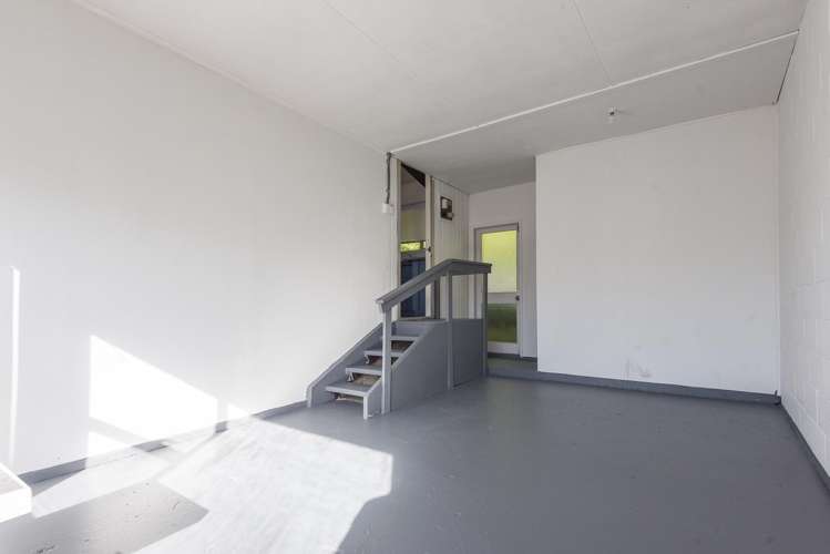 15B Kaka Street Western Heights_7