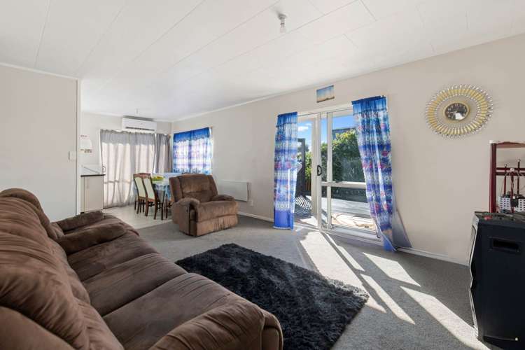 78 Burundi Avenue Clendon Park_3