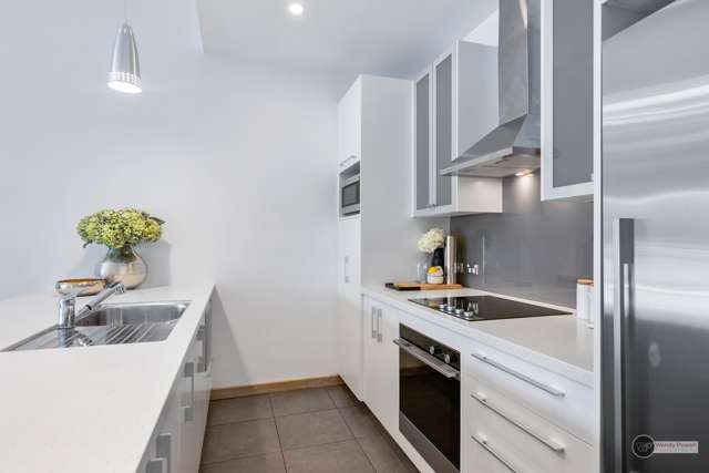 2/5 Raroa Road Lower Hutt_3