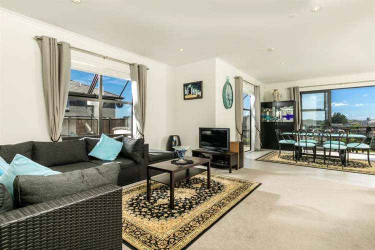 88 Mackay Drive Greenhithe_5