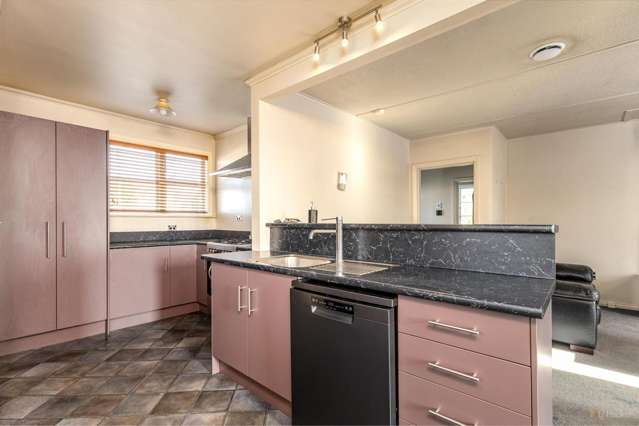 41 Andrew Street Marchwiel_2