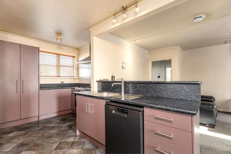 41 Andrew Street Marchwiel_2