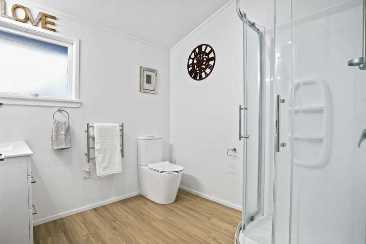 16 Gilshennan Valley Red Beach_17