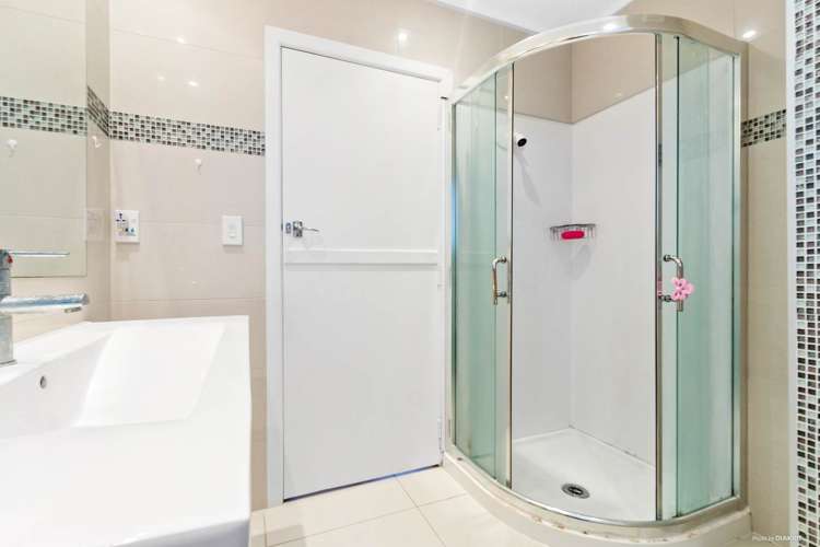 5 Holbrook Place Cockle Bay_13