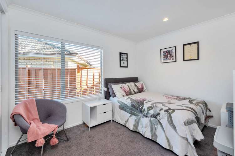 15 Russett Grove Henderson_24