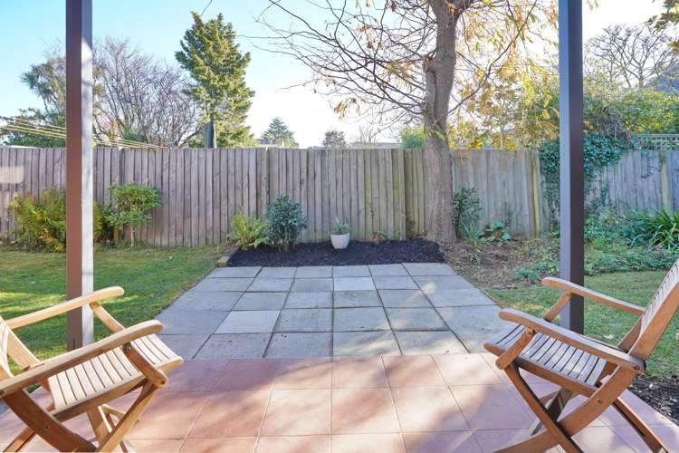 2/67 Hawthorne Street Strowan_23