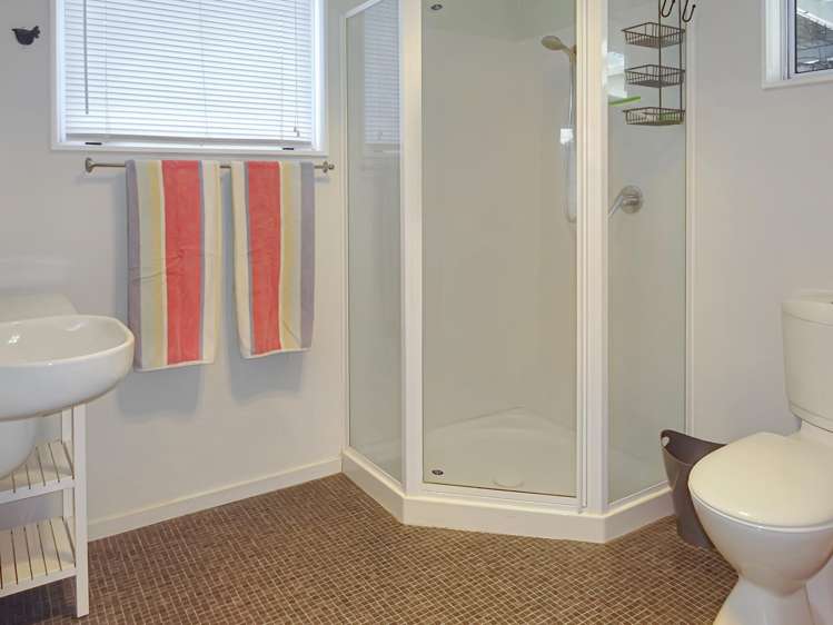 29 Ruanui Street Himatangi Beach_10