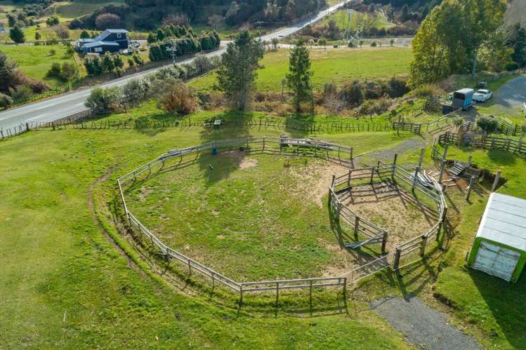 12 Raurimu Road Owhango_14