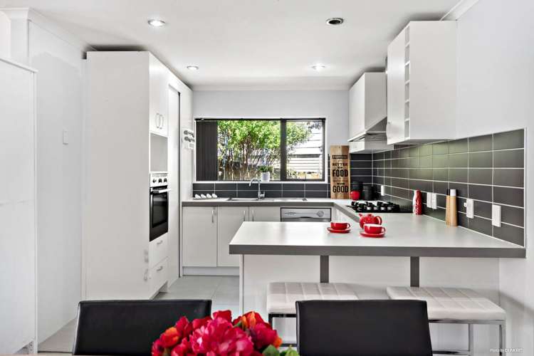 71a Rosier Road Glen Eden_3