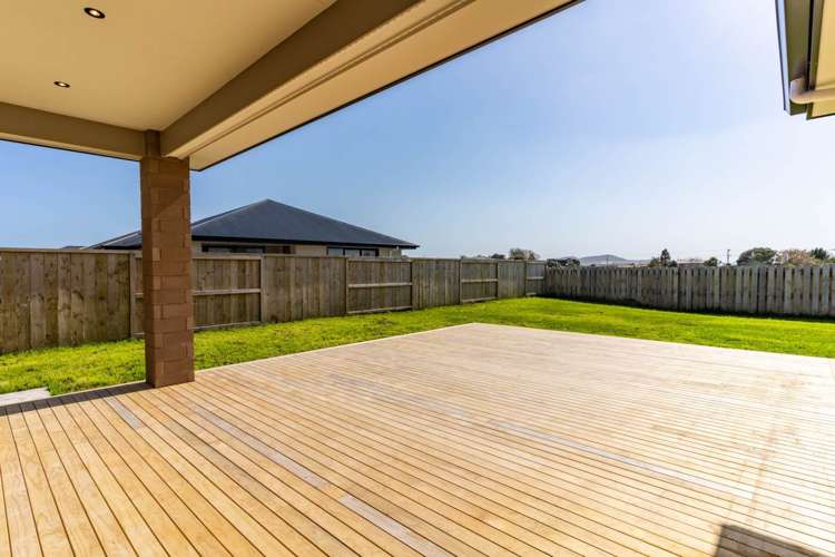 37 Kaurinui Crescent One Tree Point_2