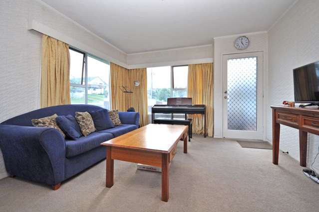 1/17 Quebec Road Milford_2