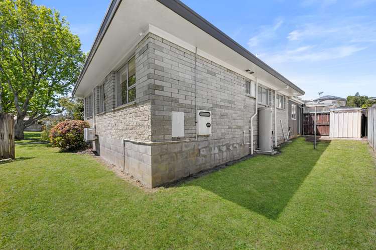 1/112 Prince Regent Drive Half Moon Bay_13
