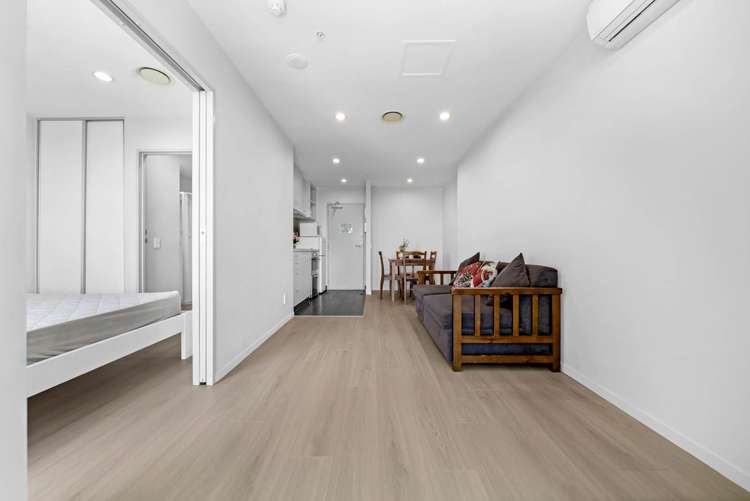 601/17 Amersham Way Manukau_14