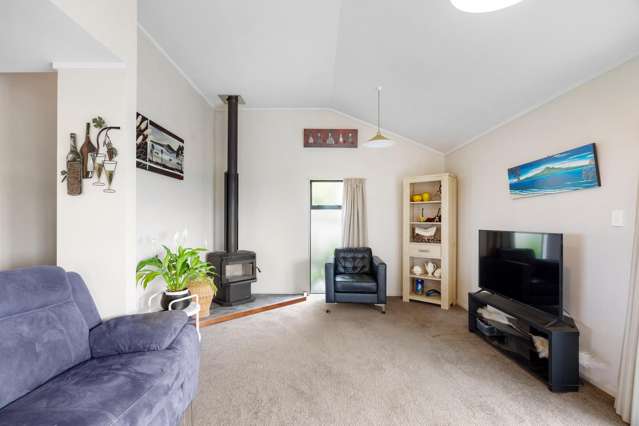 89A Churchill Drive Taradale_4