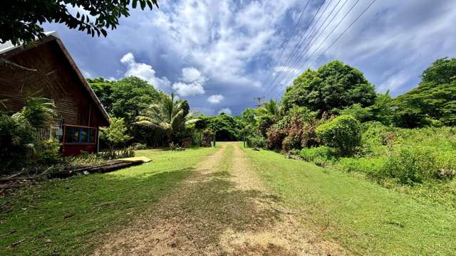 “Private beach access- vacant land in Cuvu